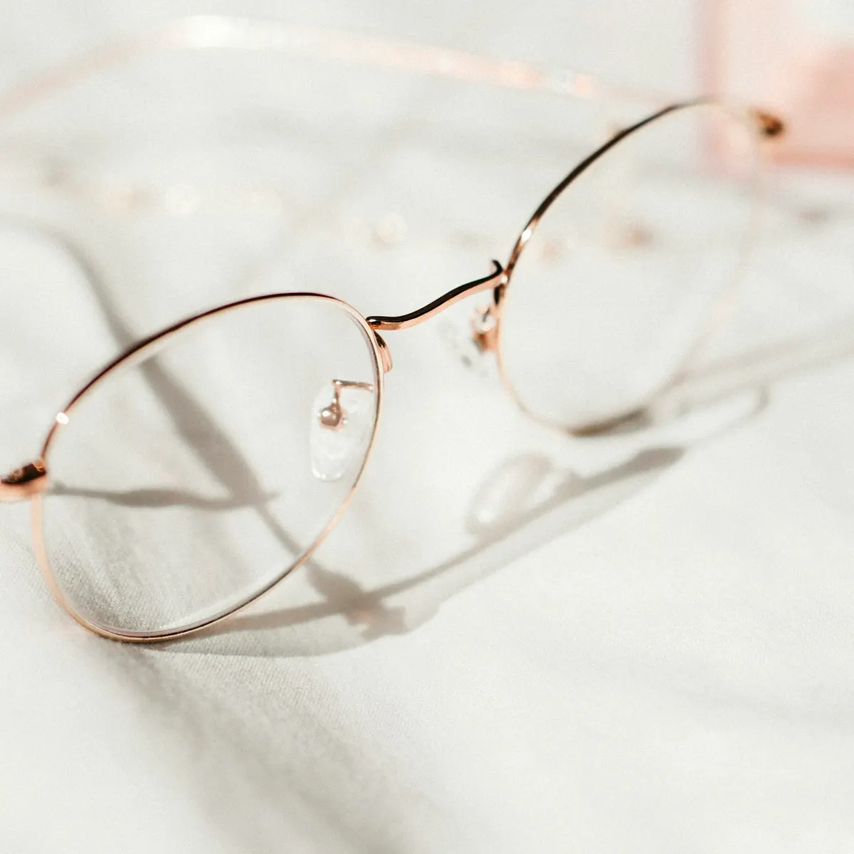 Anteojos Rosa, armazón de metal oro rosa
